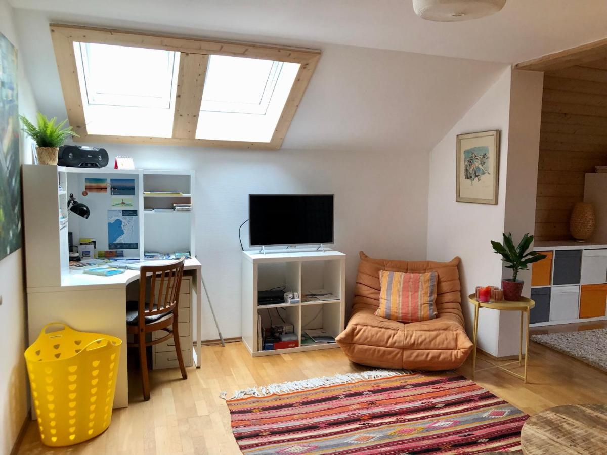 Charmante Ferienwohnung Mit Balkon Im 5-Seen-Land 헤헨도르프암필젠지 외부 사진